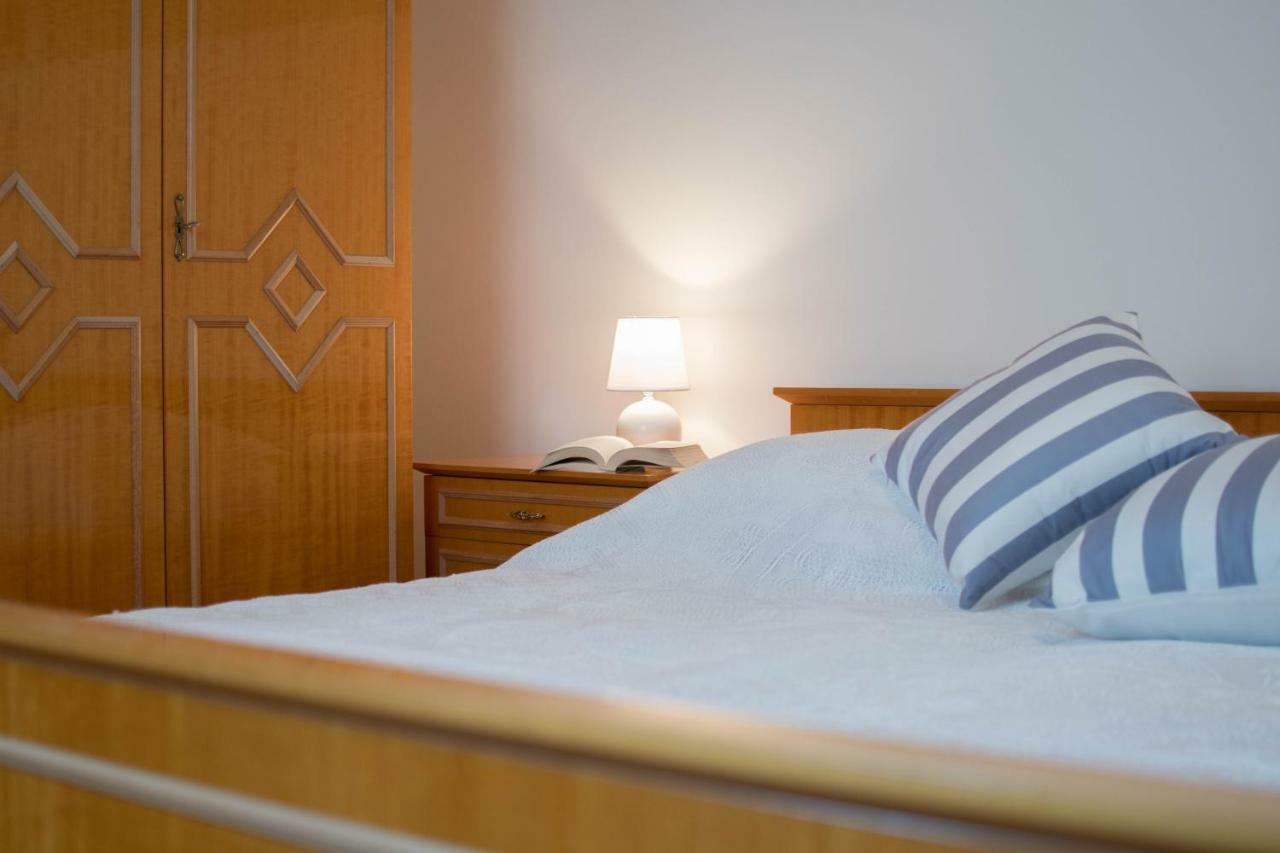 App Lov Apartment Umag Exterior foto