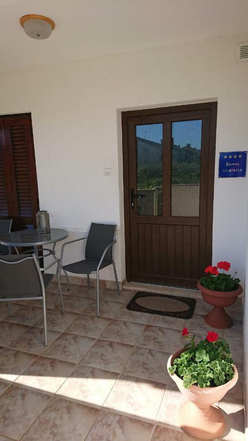 App Lov Apartment Umag Exterior foto